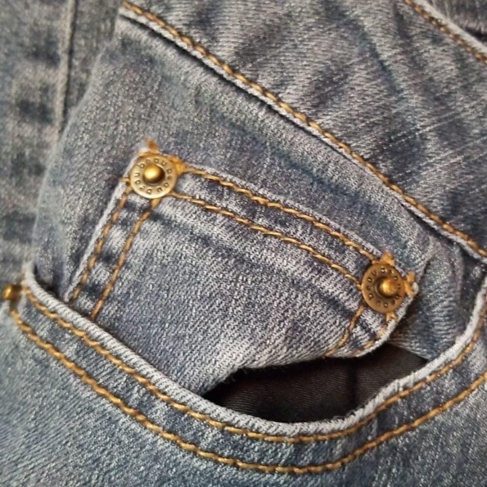 Beau Basic Jeans   - Picture 3 of 6